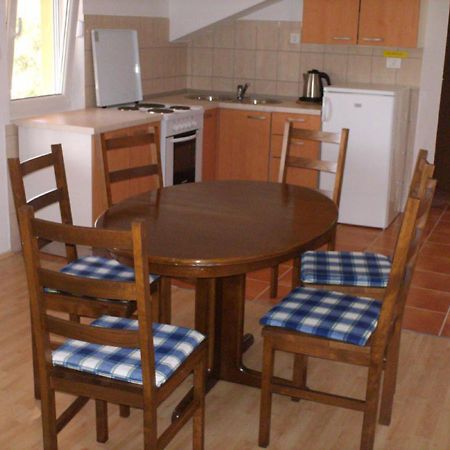 Apartment Luna Molunat Esterno foto